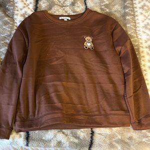 Teddy bear crew neck